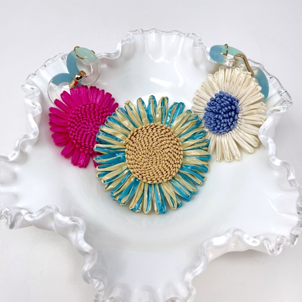Vibrant Vintage Raffia Flower Statement Necklace Colorful Daisy Rare Find